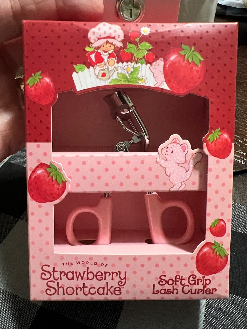New Strawberry Shortcake Pink Soft Grip Lash Curler